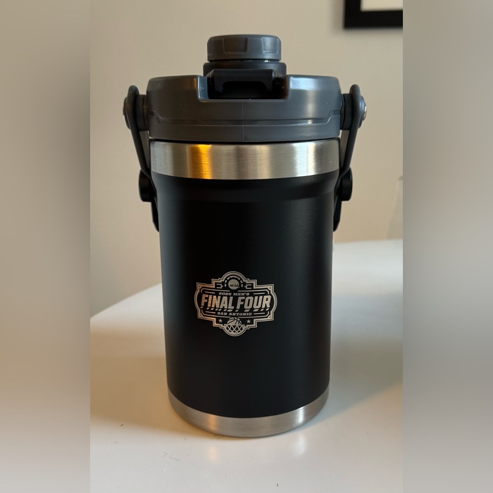 Igloo 64oz Logan Sport Jug NCAA Final Four 2025 NBU